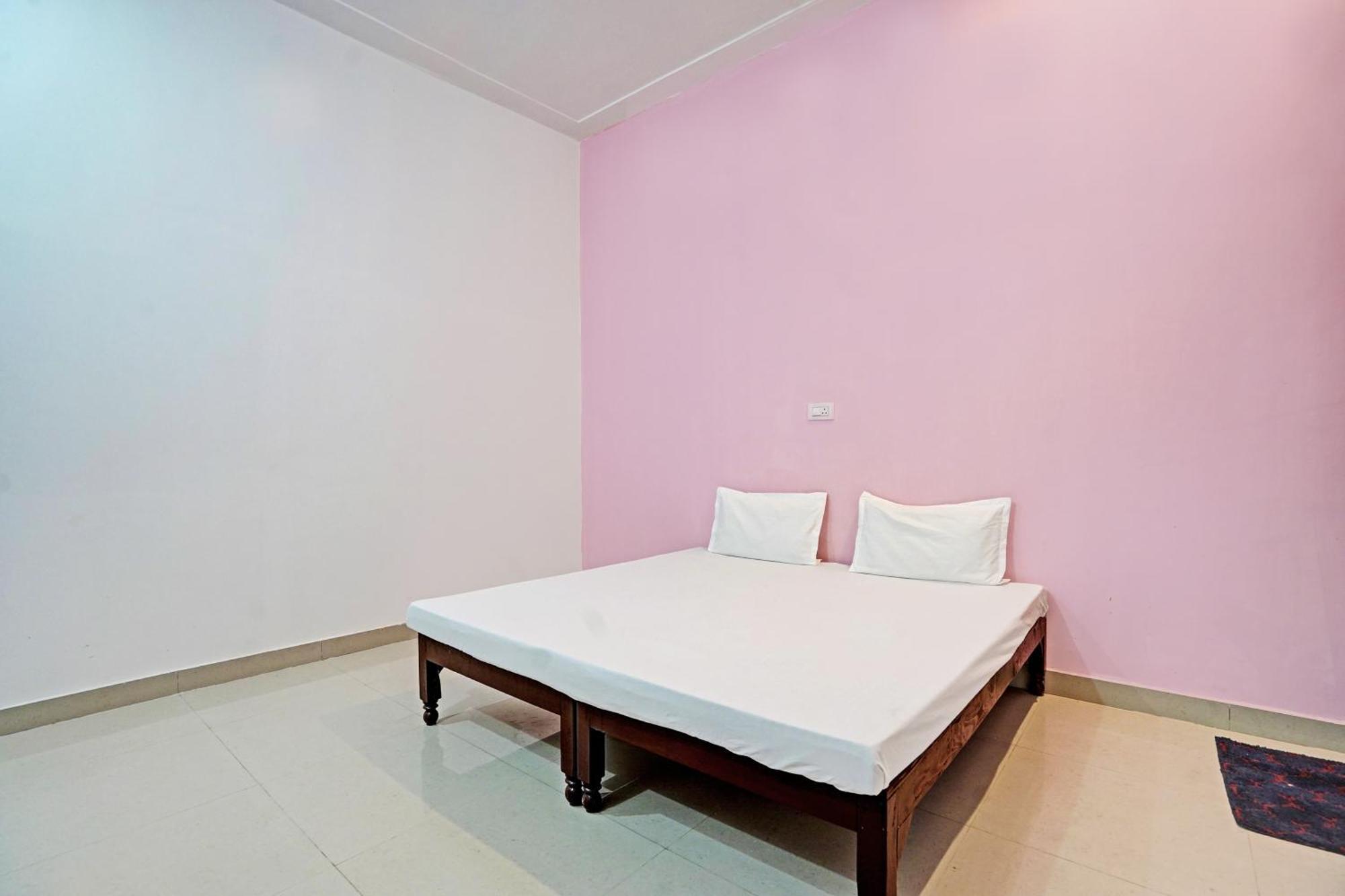 Hotel O Parth Logistics Dhāruhera Dış mekan fotoğraf
